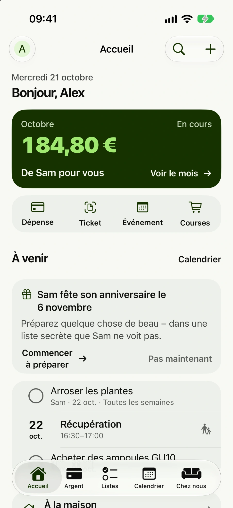 L'écran d'accueil de Sambo : le mois en un coup d'œil, la liste de courses et ce qui arrive
